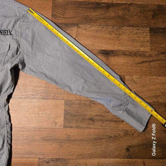 Grey and black Jack Daniel's button up size Large - Picture 4 of 8